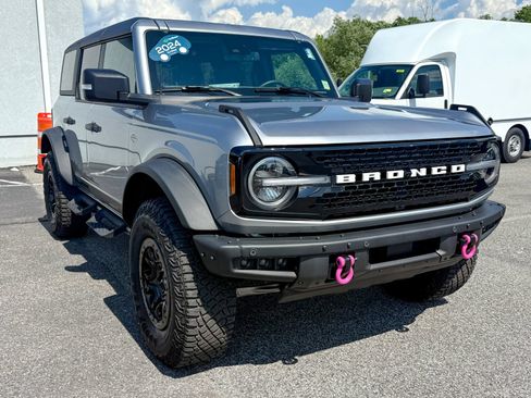 Used 2024 Ford Bronco Wildtrak AWD/4WD image 1