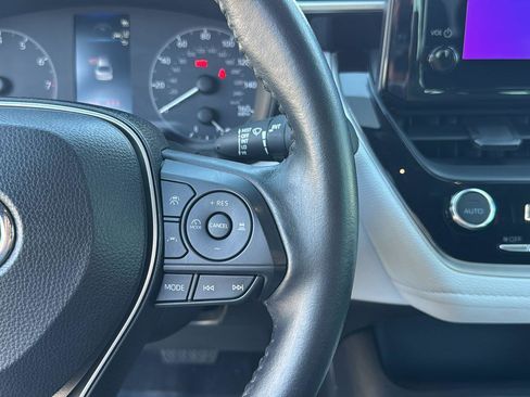 Certified 2024 Toyota Corolla SE image 17