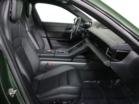 Used 2025 Porsche Taycan 4S image 29