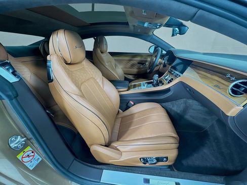 Used 2025 Bentley Continental GT Speed AWD/4WD image 27