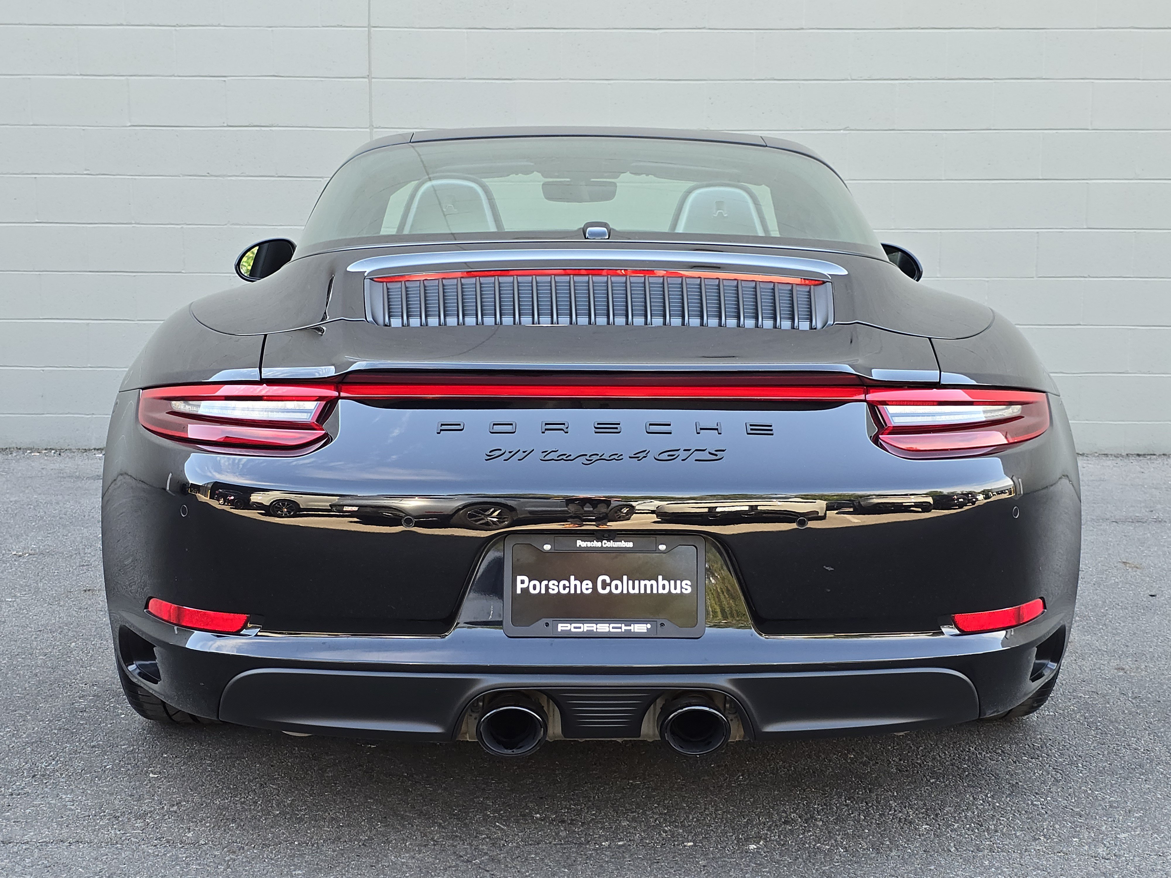 Used 2018 Porsche 911 Targa 4 GTS AWD/4WD image 8