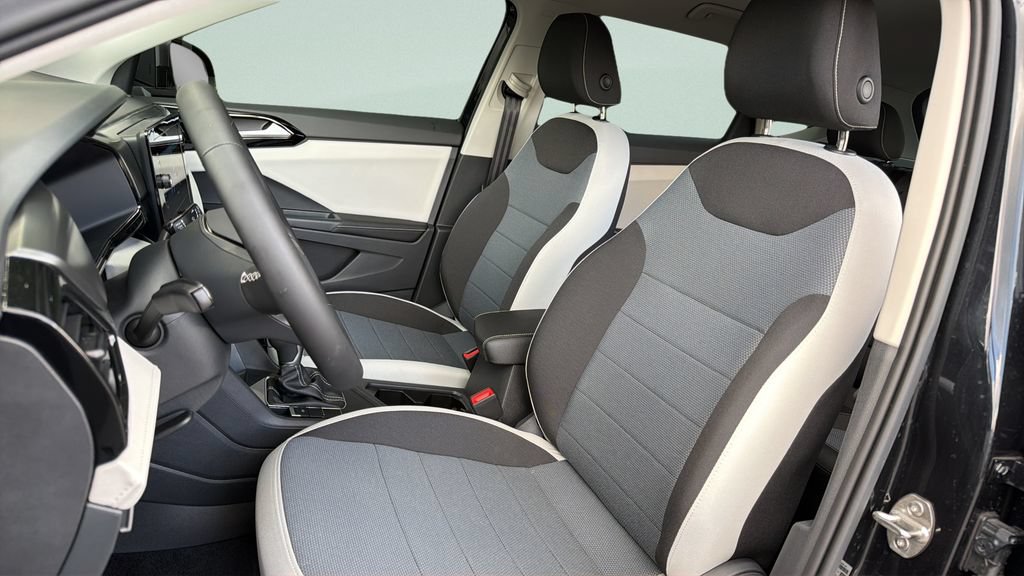 New 2026 Volkswagen Taos S FWD image 33