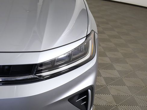 Used 2026 Volkswagen Jetta SE image 15