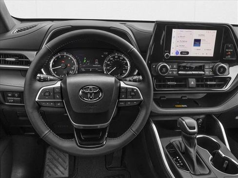 New 2026 Toyota Highlander XSE AWD/4WD image 4