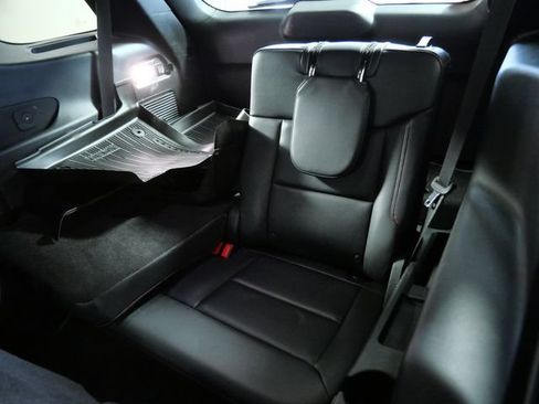 Certified 2025 Ford Explorer ST AWD/4WD image 16