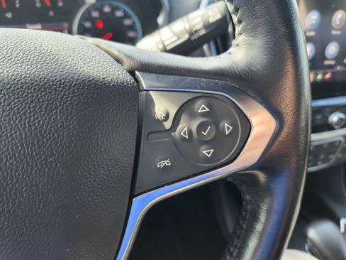 Used 2022 Chevrolet Traverse RS image 13