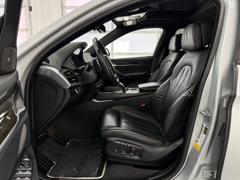 Used 2019 BMW X6 sDrive35i RWD image 5