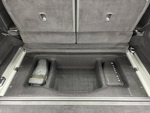 Used 2022 Rivian R1S Launch Edition image 26