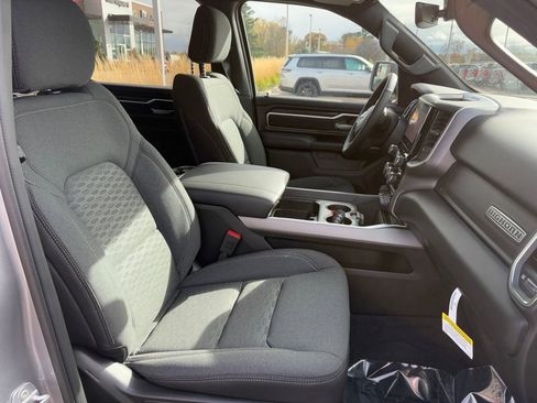 New 2026 RAM 1500 Big Horn AWD/4WD image 13