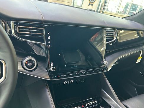 New 2025 Jeep Grand Wagoneer Series III w/ Rear Seat Video Group 1 image 27