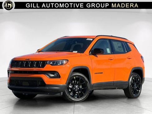 New 2026 Jeep Compass Latitude AWD/4WD image 1