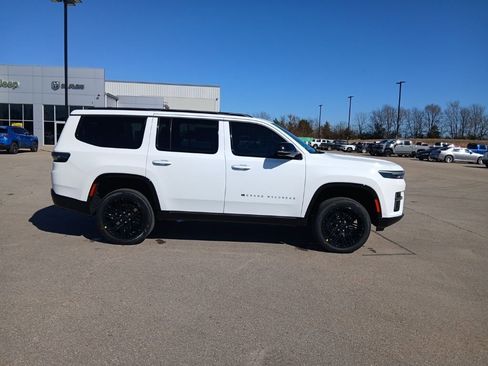 New 2026 Jeep Grand Wagoneer Limited image 8