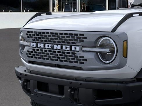 New 2026 Ford Bronco Badlands AWD/4WD image 36