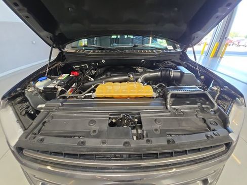 Used 2018 Ford F150 XLT w/ Equipment Group 302A Luxury AWD/4WD image 24