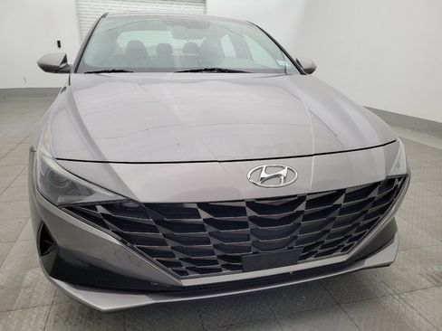 Used 2021 Hyundai Elantra SEL w/ Convenience + Premium Package FWD image 14