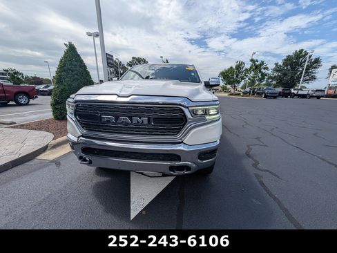 Used 2022 RAM 1500 Limited AWD/4WD image 2
