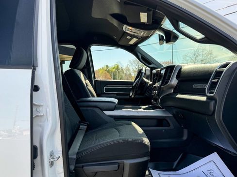 Used 2020 RAM 2500 Big Horn w/ Level 1 Equipment Group AWD/4WD image 15