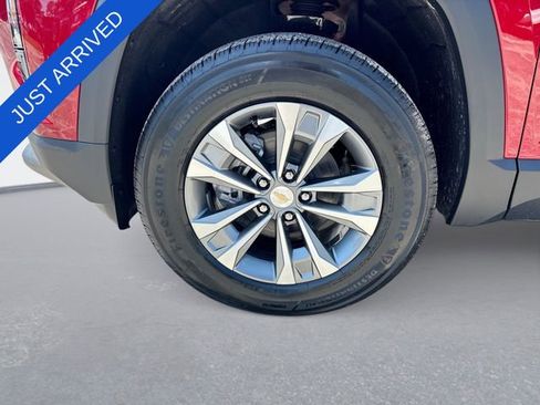 New 2026 Chevrolet Equinox LT w/ Convenience Package II FWD image 10