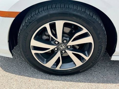 Used 2022 Honda Odyssey Touring image 8
