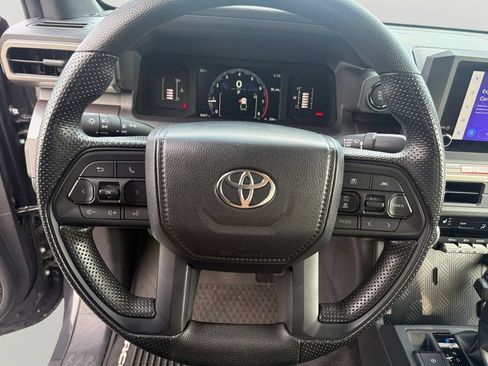 Used 2026 Toyota Tacoma SR5 AWD/4WD image 18