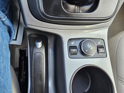 Used 2015 Ford Escape SE w/ Equipment Group 201A FWD image 47