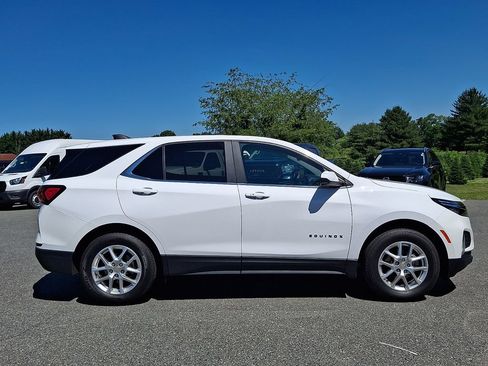 Used 2024 Chevrolet Equinox LT AWD/4WD image 7