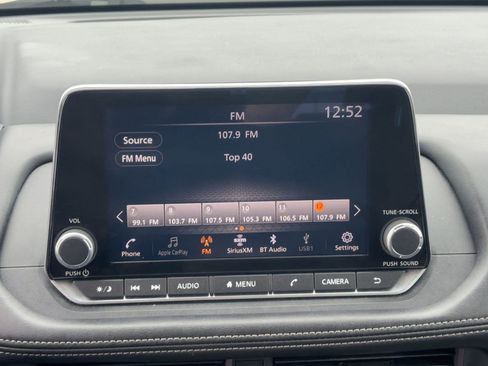 Used 2024 Nissan Rogue SV image 22