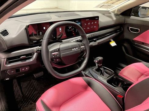 New 2025 Kia K4 EX image 28