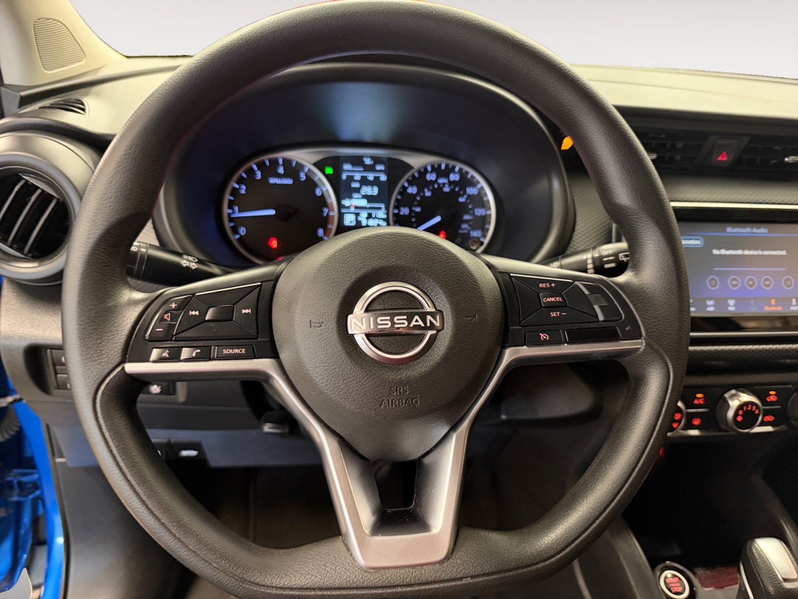 Used 2022 Nissan Kicks S FWD image 15