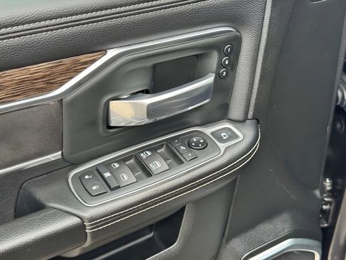 Used 2020 RAM 2500 Laramie AWD/4WD image 13
