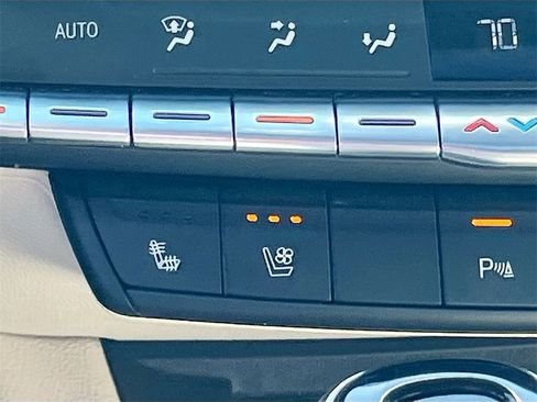 Used 2025 Cadillac CT4 Premium Luxury image 21