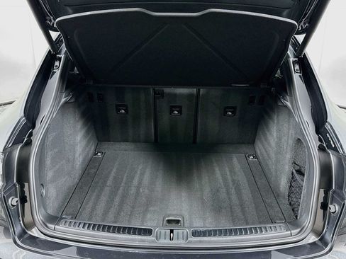 Certified 2026 Porsche Macan AWD/4WD image 27
