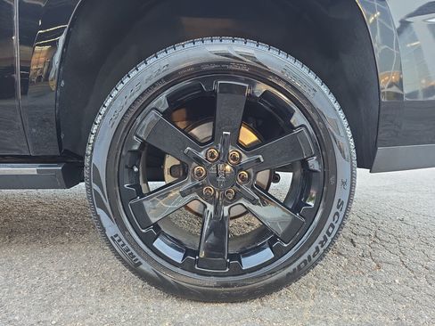 Used 2017 GMC Yukon XL Denali w/ Open Road Package AWD/4WD image 34