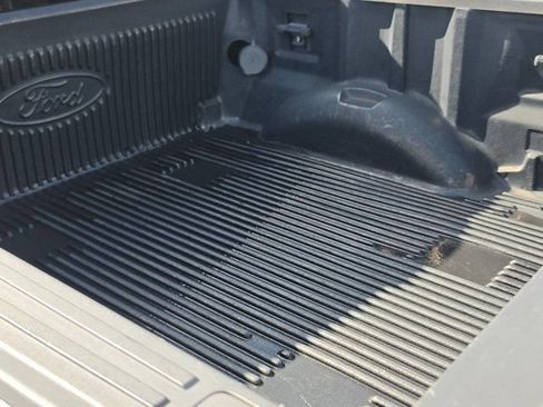 Used 2018 Ford F150 XLT w/ Equipment Group 302A Luxury RWD image 7