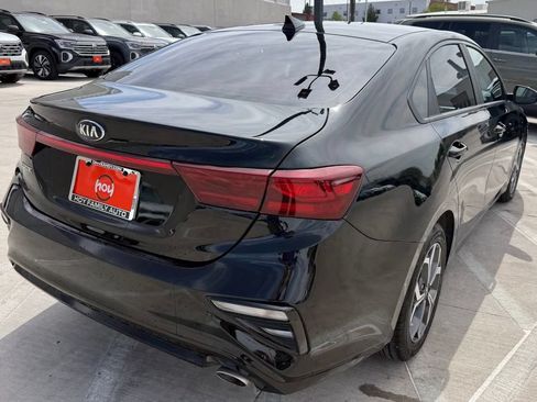 Used 2021 Kia Forte LXS FWD image 9