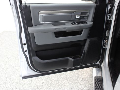 Used 2014 RAM 1500 Lone Star RWD image 13