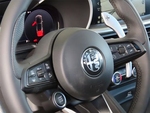 New 2025 Alfa Romeo Stelvio Sprint w/ Convenience Package image 20
