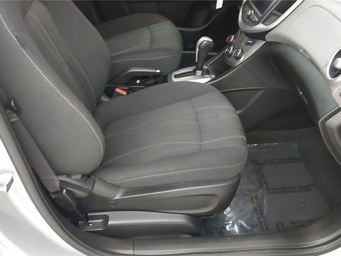 Used 2019 Chevrolet Sonic LT image 36
