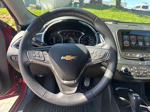 Used 2016 Chevrolet Malibu Hybrid w/ Leather Package FWD image 14