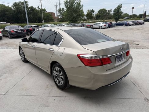 Used 2013 Honda Accord LX image 4