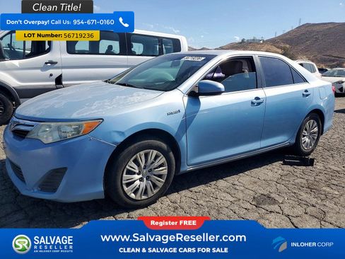 Used 2012 Toyota Camry LE FWD image 1