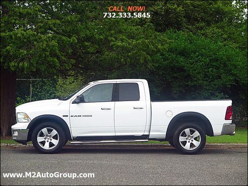 Used 2011 RAM 1500 Big Horn image 2