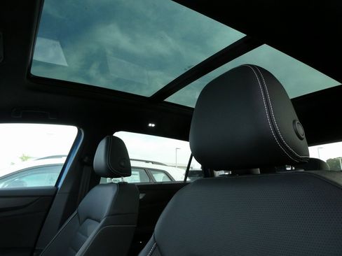 New 2025 Volkswagen Atlas Cross Sport SEL R-Line image 34