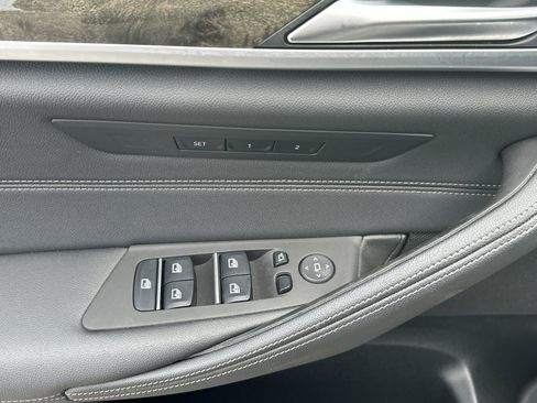 Used 2023 BMW 530e 530e iPerformance w/ M Sport Package image 11