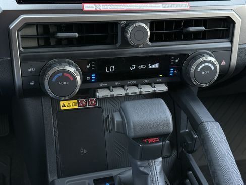 New 2026 Toyota 4Runner TRD Off-Road Premium AWD/4WD image 28