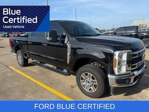 Certified 2025 Ford F250 XLT AWD/4WD image 3
