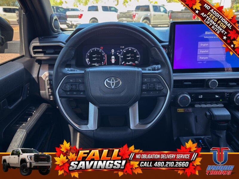 Used 2025 Toyota 4Runner TRD Off-Road Premium AWD/4WD image 32