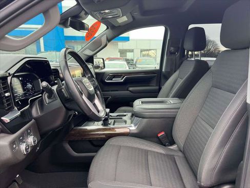 Used 2022 GMC Sierra 1500 Elevation image 14