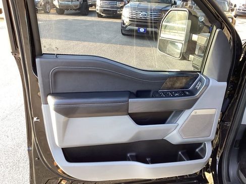 Used 2023 Ford F250 XLT w/ XLT Premium Package image 22