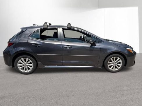 Used 2023 Toyota Corolla SE w/ SE Premium Package FWD image 2